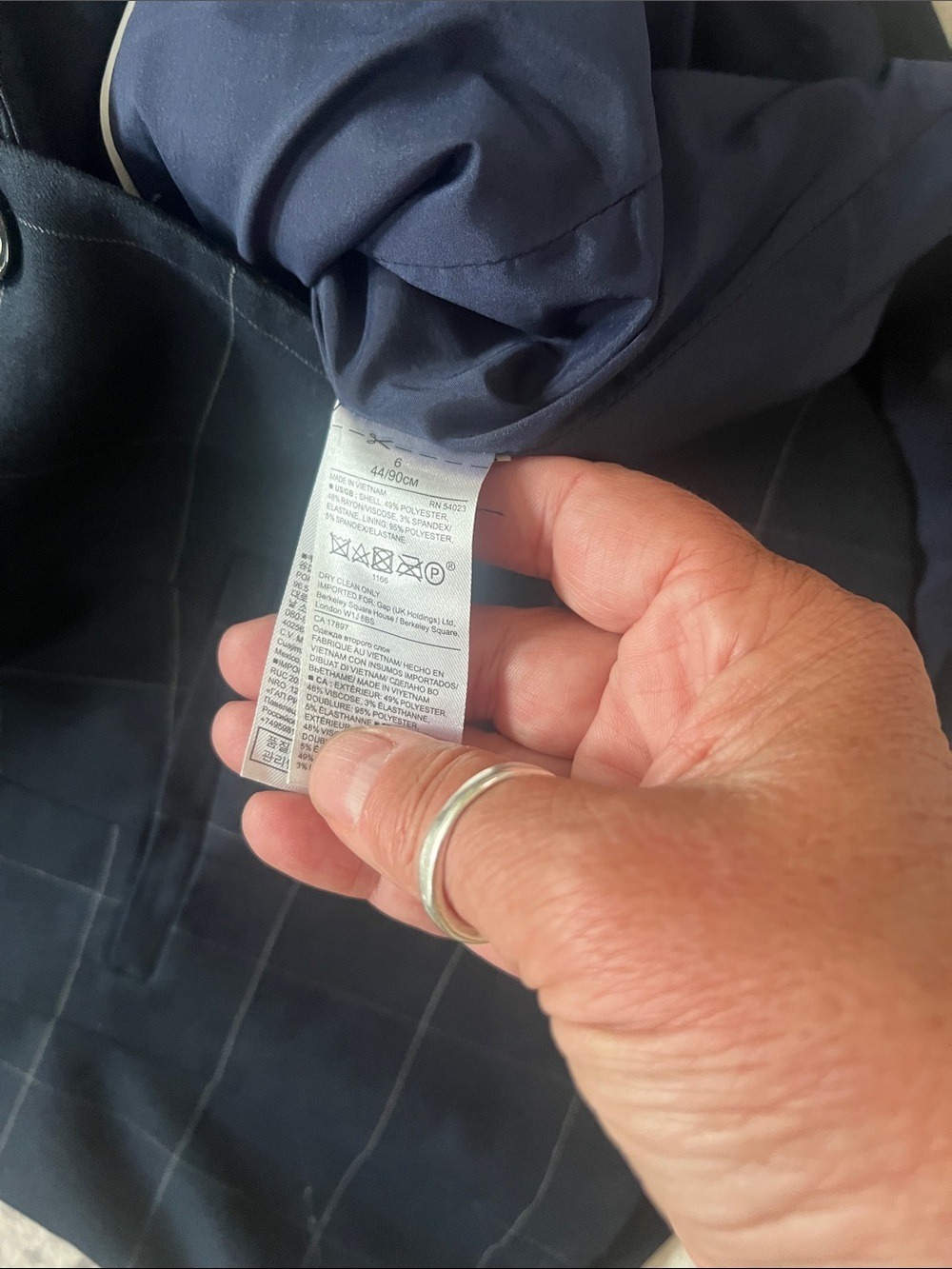 Banana Republic Navy Windowpane Two-Piece Suit - Picture 6 of 16